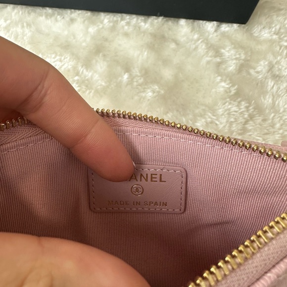 Chanel pouch - Picture 8 of 8